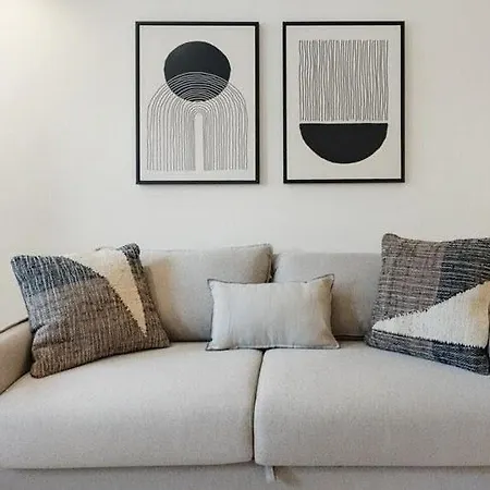 Stylish Flat With Balcony, In Appartement